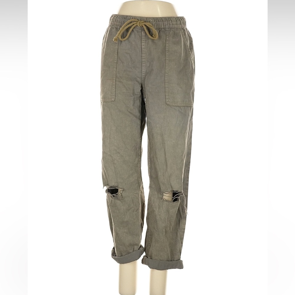 Aerie Distressed Cargo Jean